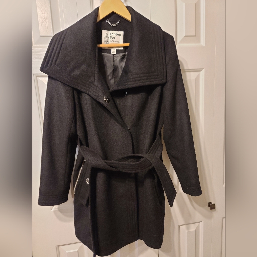 London Fog Coat Black size Medium